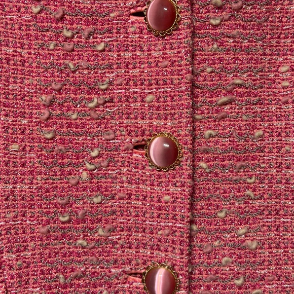 St. John Couture pink tweed skirt and blazer - Picture 10 of 12